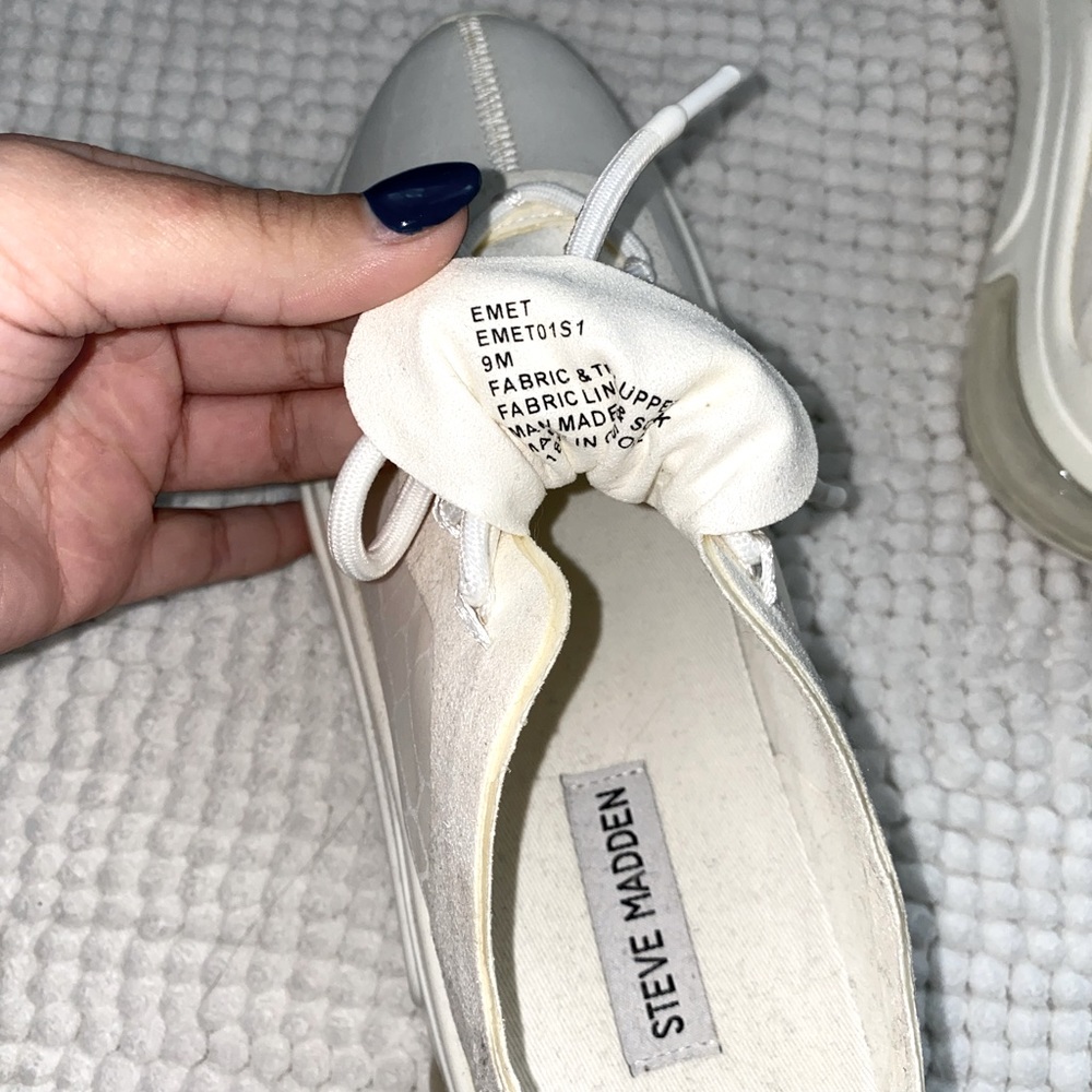Steve Madden Emet Sneakers - Picture 7 of 7